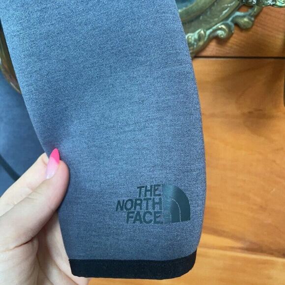 The North Face Women’s Neoprene Grey Full Zip Thermal 3D Jacket Size Small - Picture 8 of 8
